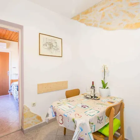 In Medulin/istrien 9138 Apartment *